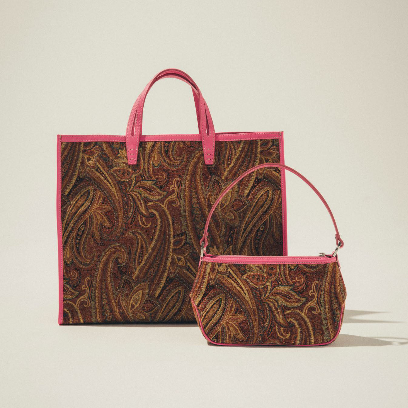 KIT ORANGE PAISLEY – A VACATION