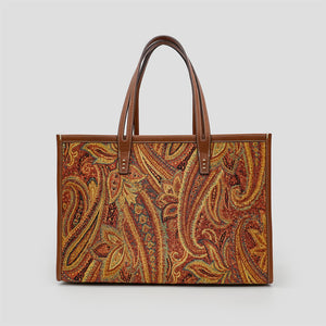 CLUB BAG – A VACATION