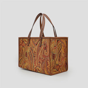 CLUB BAG – A VACATION